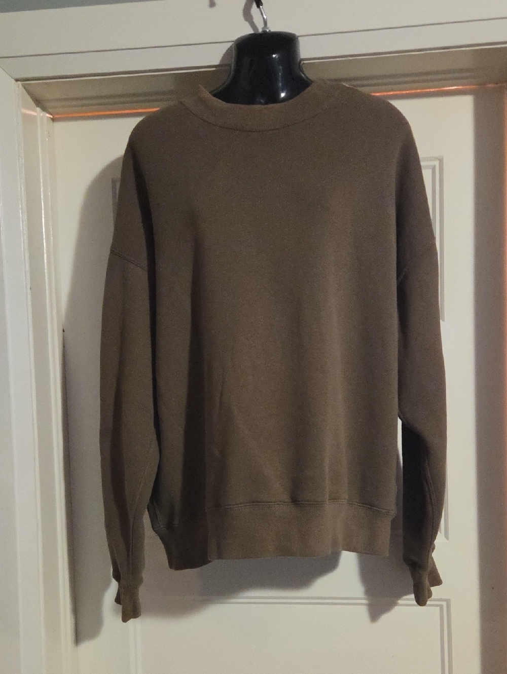 Abercrombie & Fitch Womens  Brown Crewneck Sweatshirt